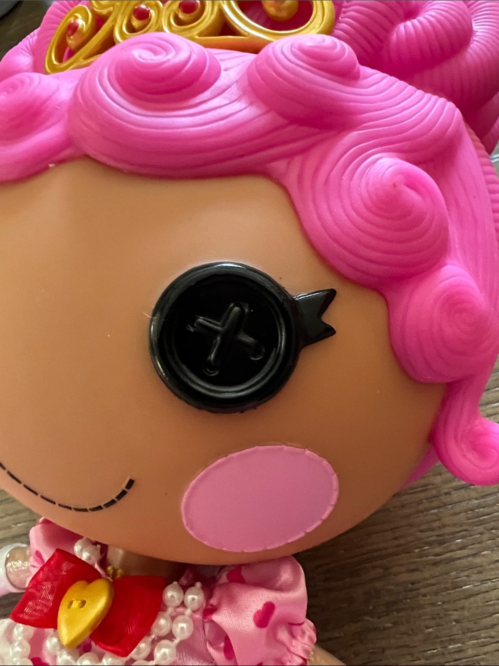 Queenie Red Heart From The Lalaloopsy Sew Royal Princess Party Set - Picture 11 of 12